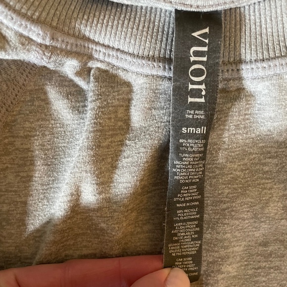Vuori Long-sleeve Halo Crew Gray Small - Picture 3 of 3